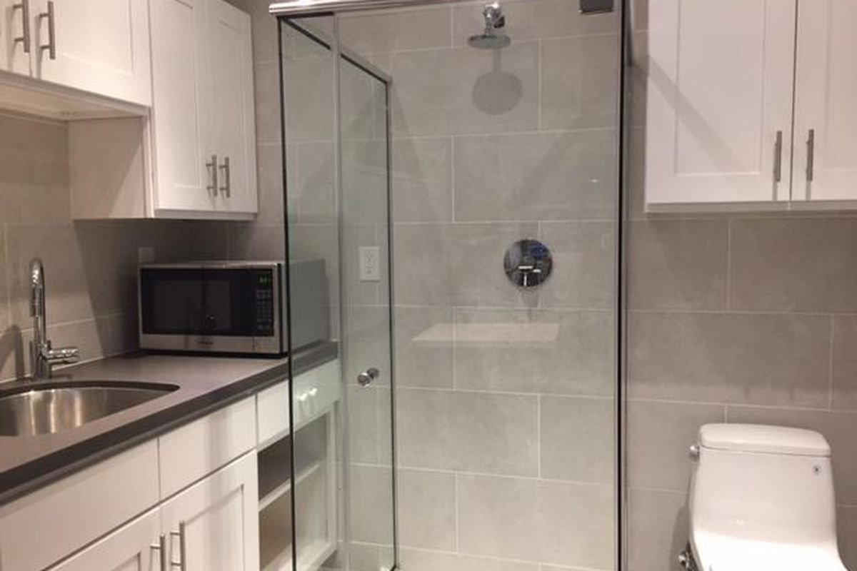 4 bathroom & kitchen 