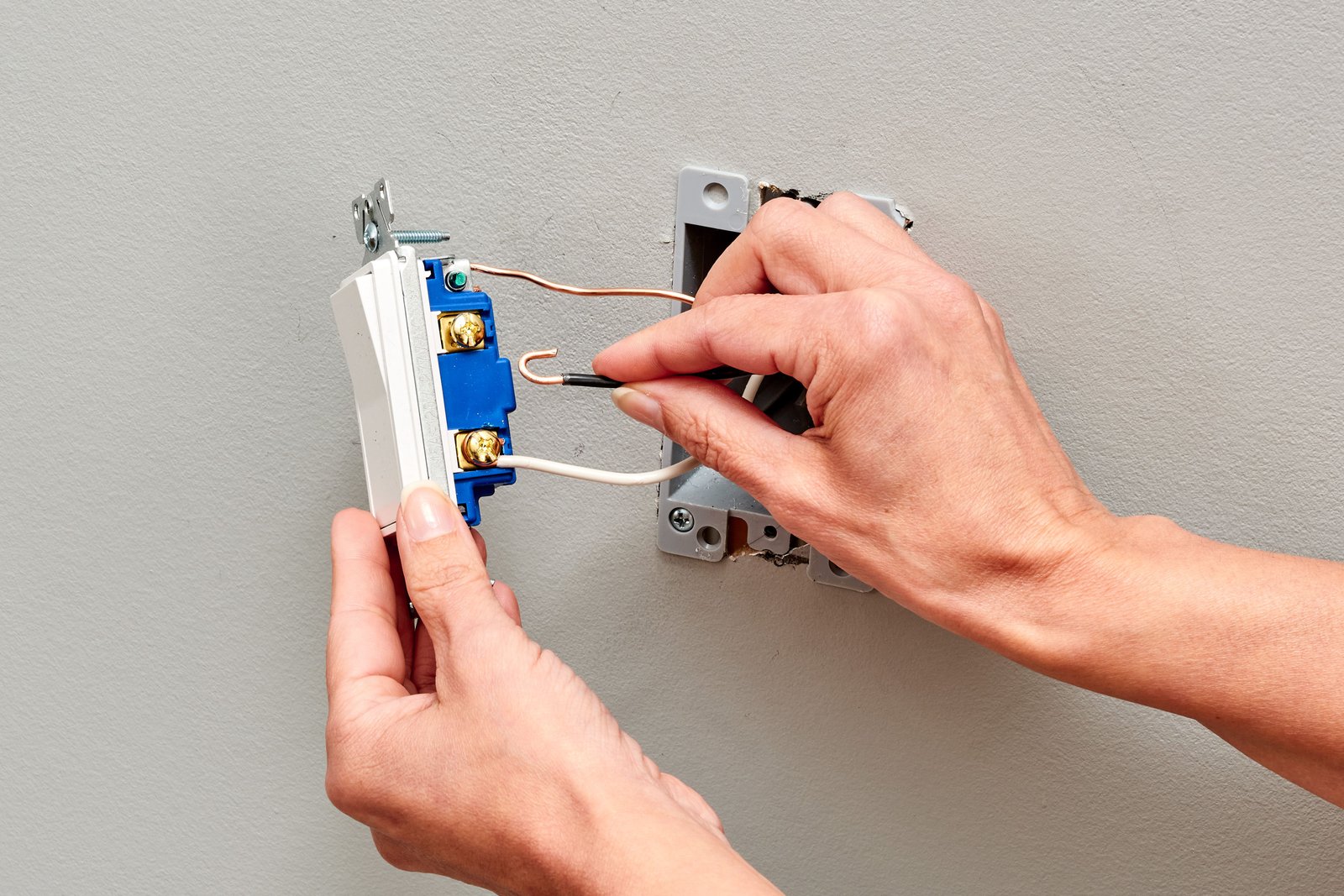 Connection house installation 